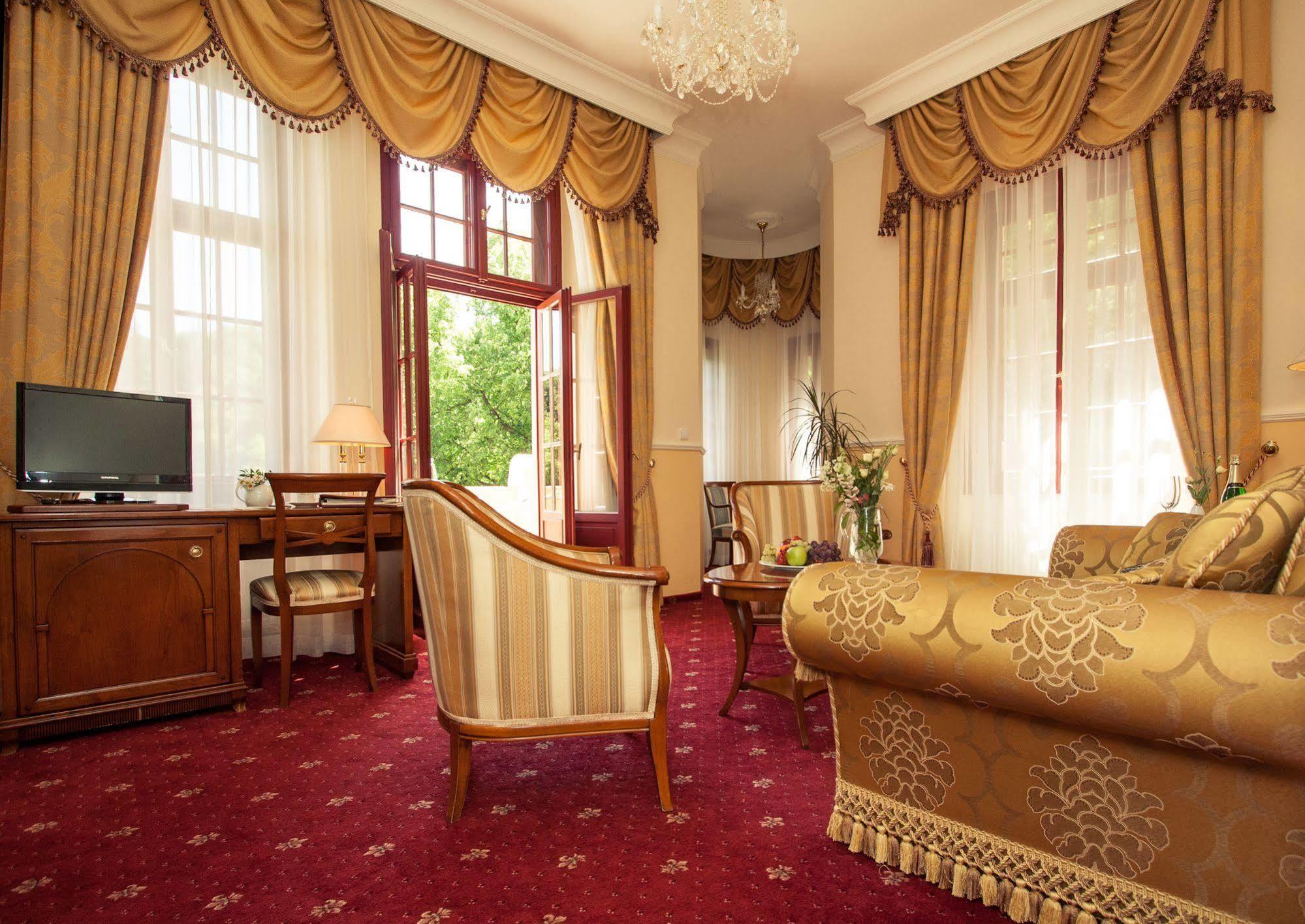 Villa Ritter Karlovy Vary Luaran gambar